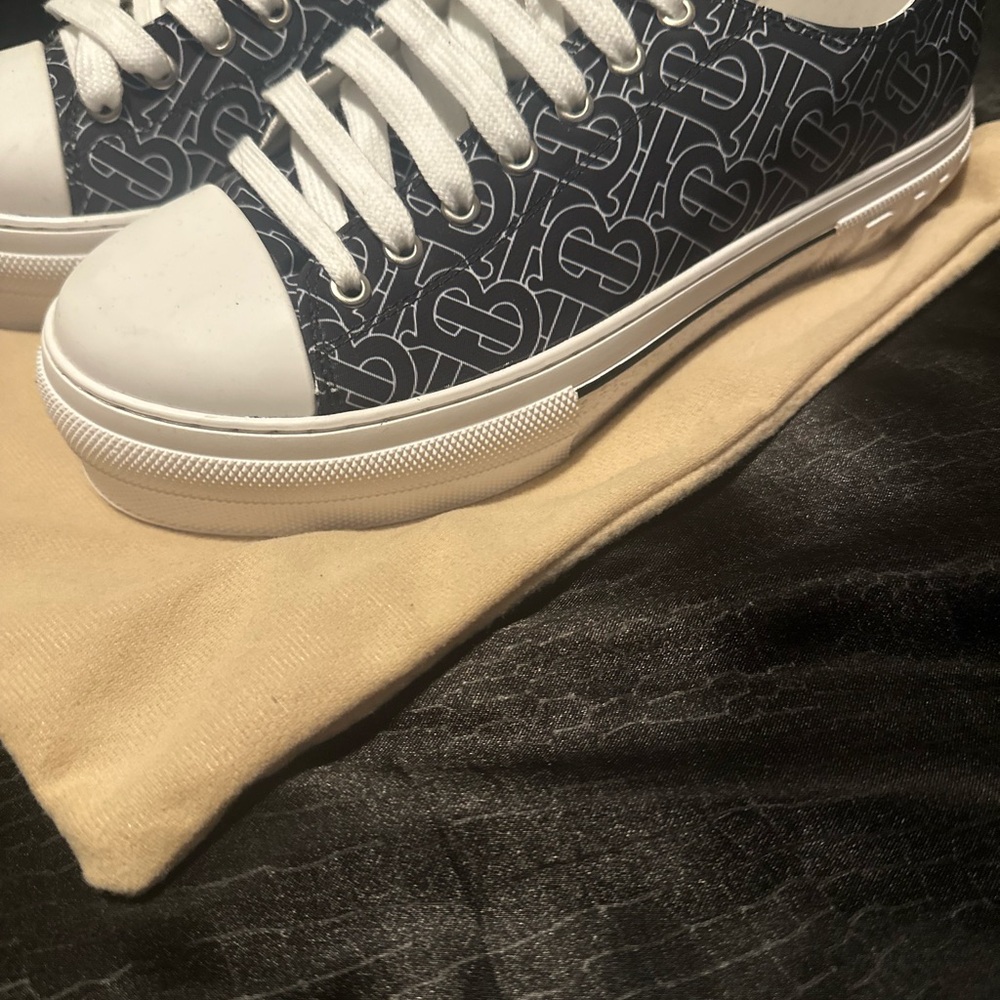 Burberry Navy Monogram Low-Top Sneakers with White Trim